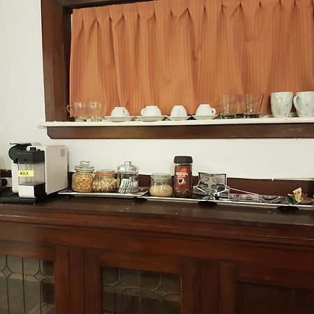 Homestead B&B Кеймбридж Екстериор снимка